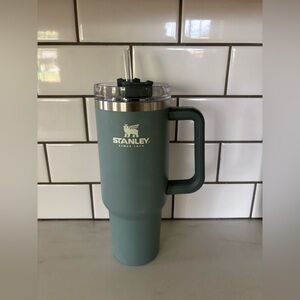 Stanley Green Tumbler with Handle